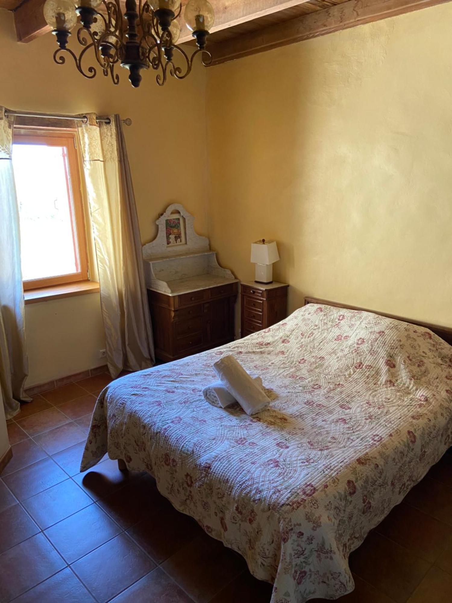 Bed and Breakfast Domaine De Cousignac Bourg-Saint-Andéol Esterno foto