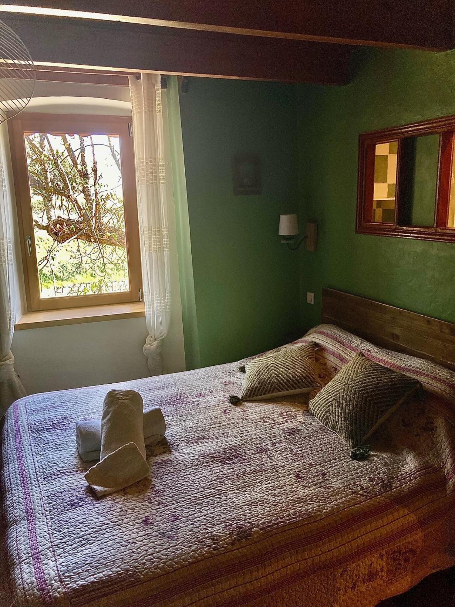 Bed and Breakfast Domaine De Cousignac Bourg-Saint-Andéol Esterno foto